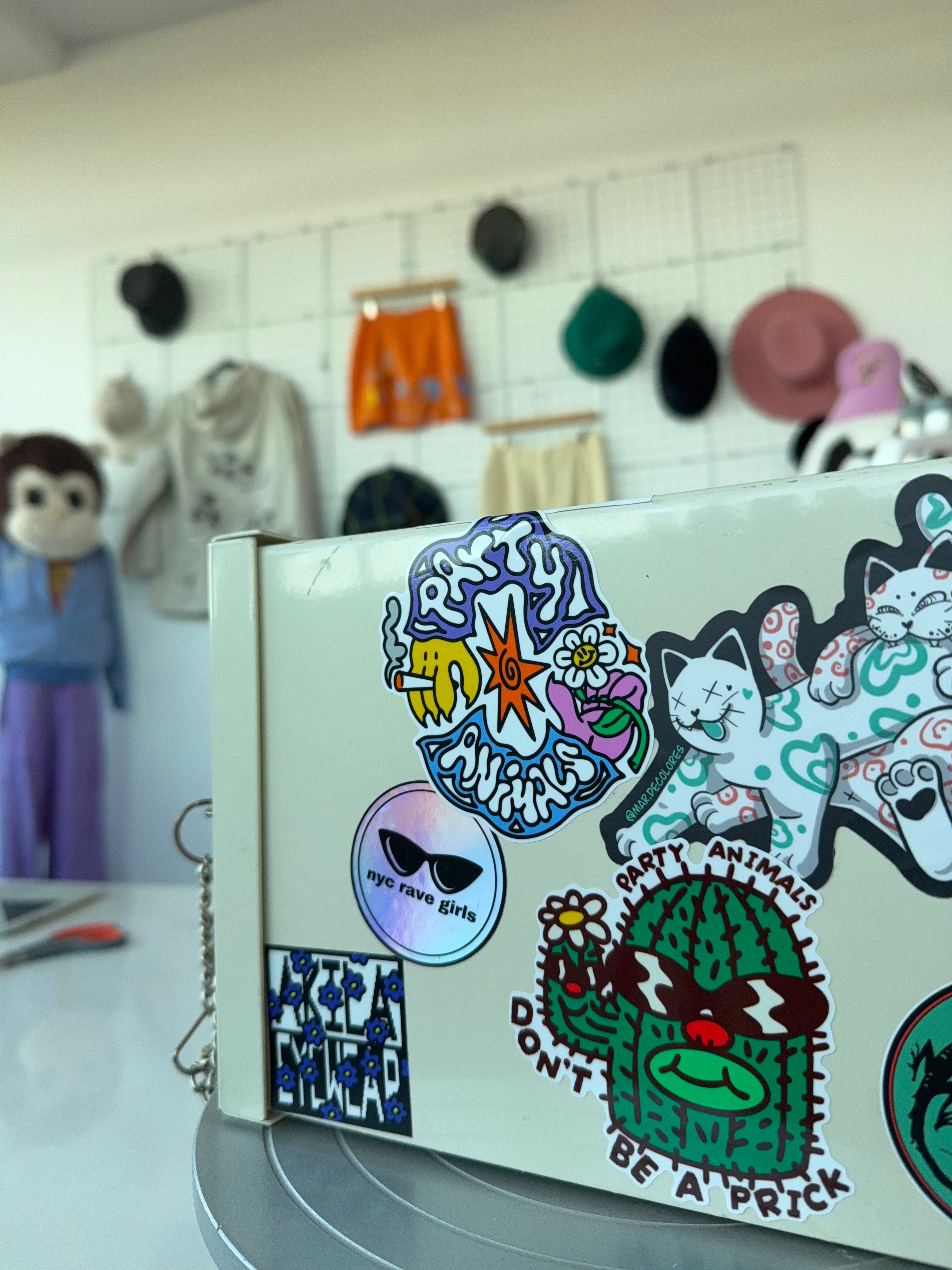 DON'T BE A PRICK STICKER